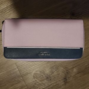 New Kate Spade Lavender Wallet NWT